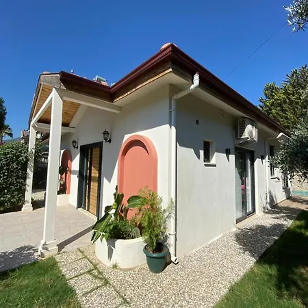 Holiday home Root House *